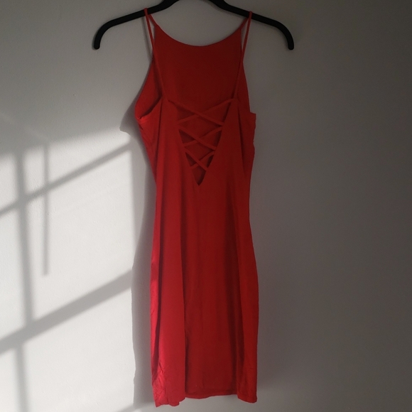 Dress - Picture 3 of 3